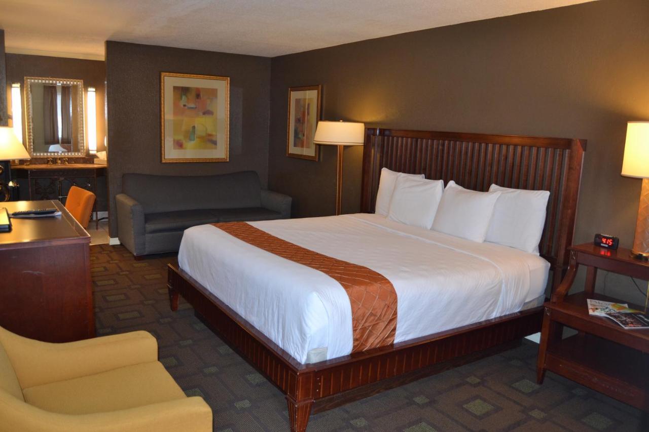 Cascades Inn Блумингтон Экстерьер фото